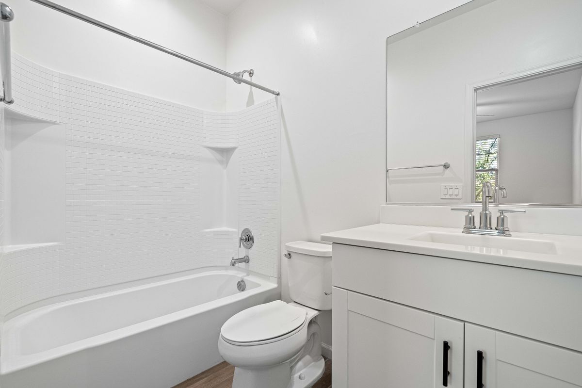 Building Photo - 12486 N Reeves Pl