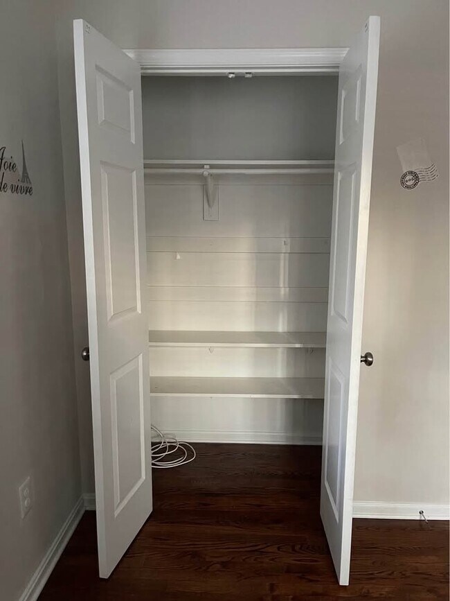 Building Photo - 3120 Creedon Dr