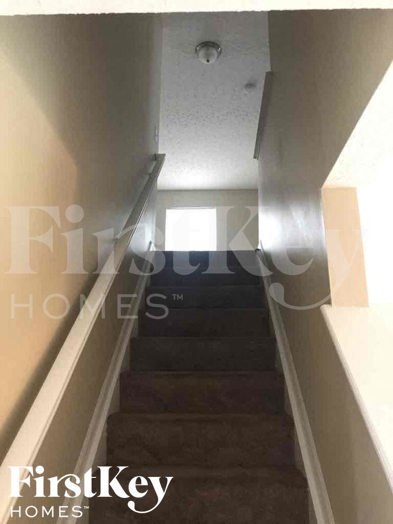 Building Photo - 2420 Ashpoint St