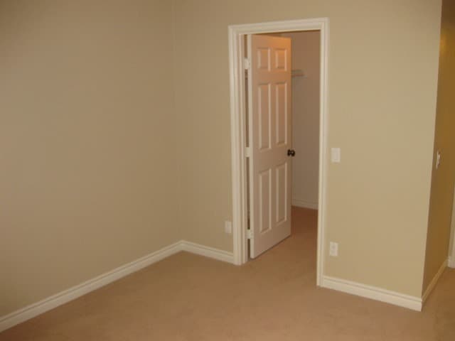 Building Photo - 1845 Bayview Heights Dr