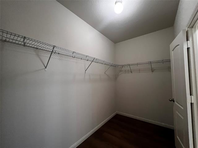 Building Photo - 208 Cottonwood Dr