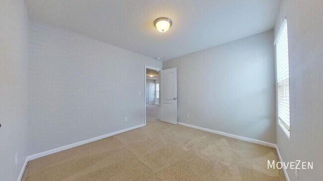 Building Photo - 2736 Yurman Rd