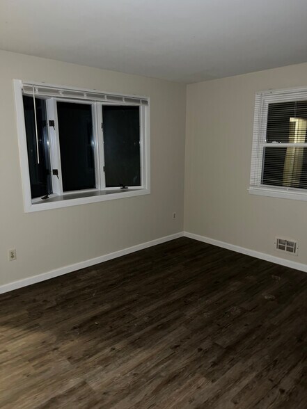 Building Photo - 35 Morrison Ave