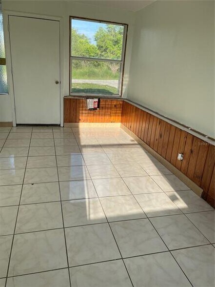 Building Photo - 21 Mountain Dr