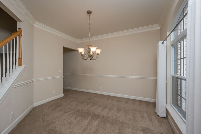 Building Photo - **5-BEDROOM HOME IN AMENITY-RICH MCKAY'S MILL NEIGHBORHOOD IN FRANKLIN/ WILLIAMSON COUNTY TN**