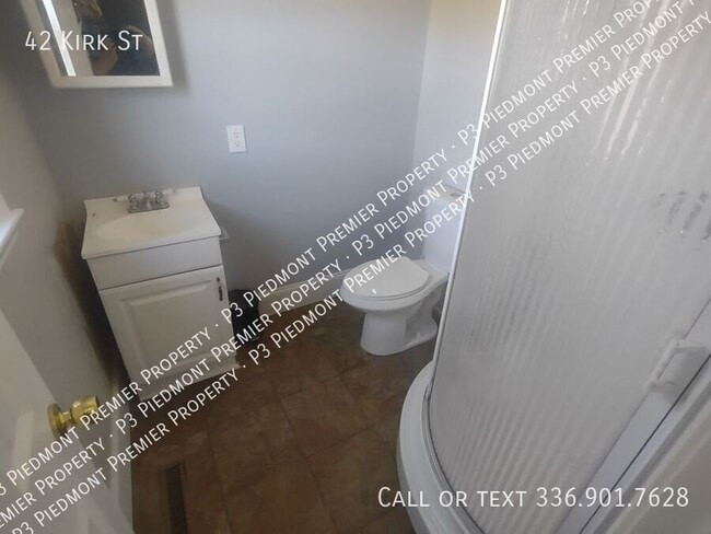 Building Photo - 42 Kirk St