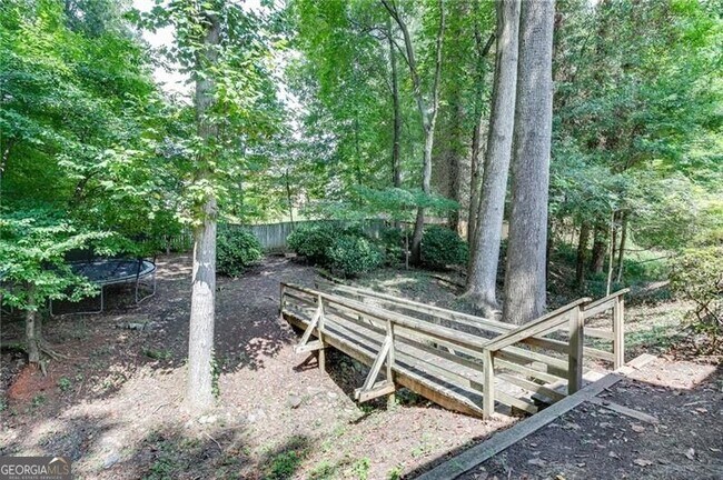 Building Photo - 766 Chesterfield Dr