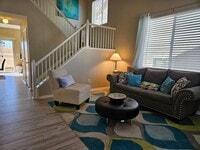 Building Photo - Charming House - Backs To Open Space - Ava...