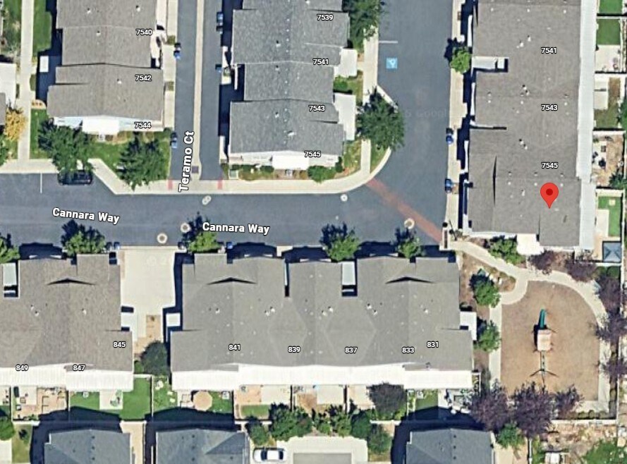 Building Photo - 7547 S Casenina Dr