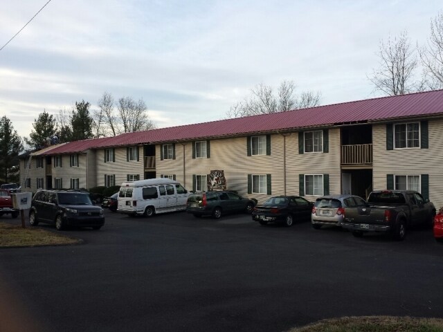 Primary Photo - Beech Tree Apartments