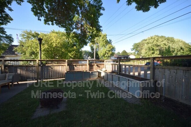 Building Photo - 4201 2nd Ave S