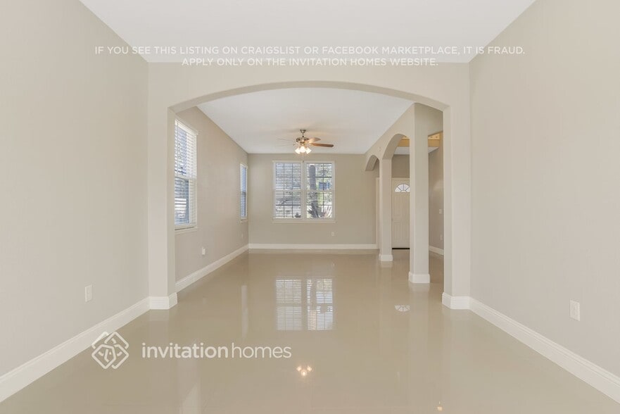 Building Photo - 1146 Lake Biscayne Way