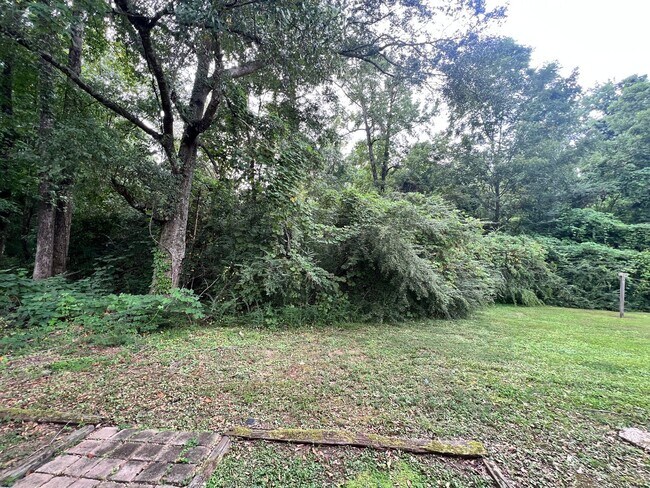 Building Photo - Hampton 1371-1373