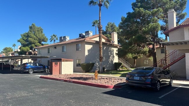 Building Photo - Beautiful & upscale 2 bedroom 2 bathrooms apartment Available for rent !!!