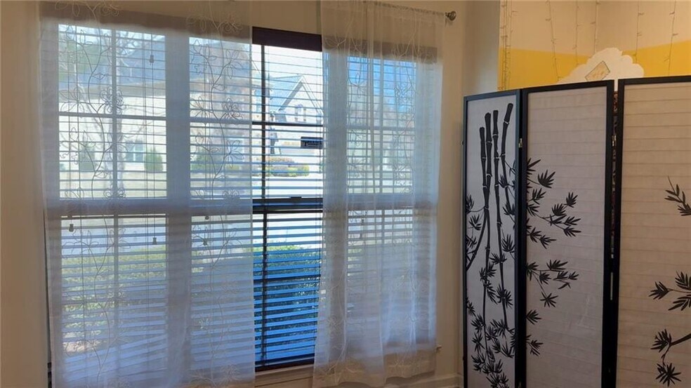 Building Photo - 6940 Rocking Horse Ln