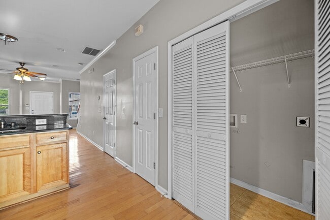 Building Photo - 2713 Grain Mill Ln