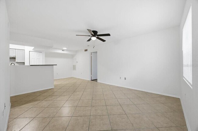 Building Photo - 3032 Parkway Blvd
