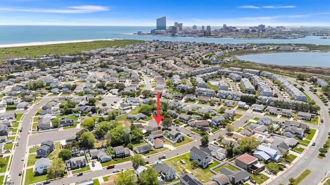 Building Photo - 10 Explorer Rd