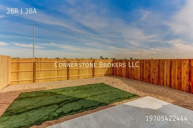 Primary Photo - 227 Omnia St