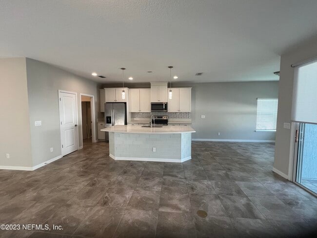 Building Photo - 78571 Goldfinch Ln