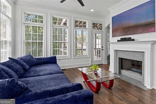 Building Photo - 1599 Gaylor Cir SE