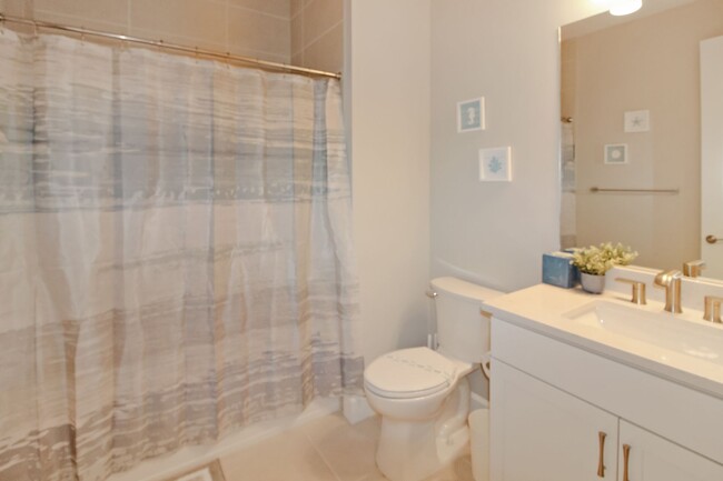 Building Photo - Beachwalk Annual Villa for Rent