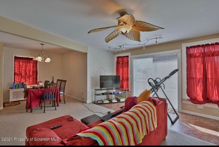 Building Photo - 540 Palm St