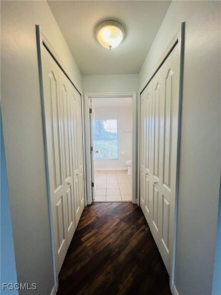 Building Photo - 313 NE 30th St