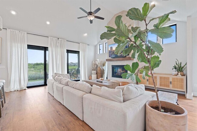 Building Photo - 8400 Ambergill Ct