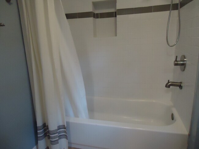 Building Photo - 4620 79th Way N
