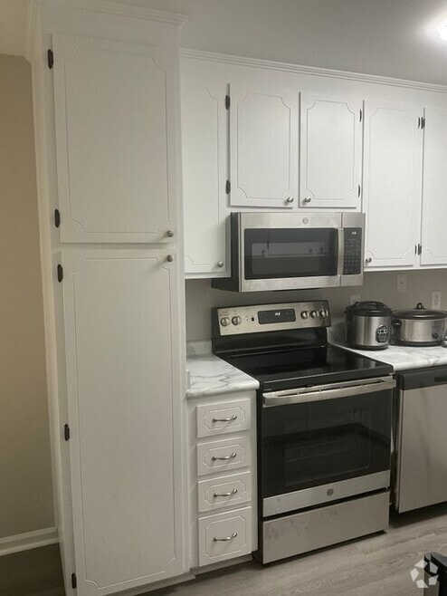 Building Photo - 6157 Loch Laural Ln