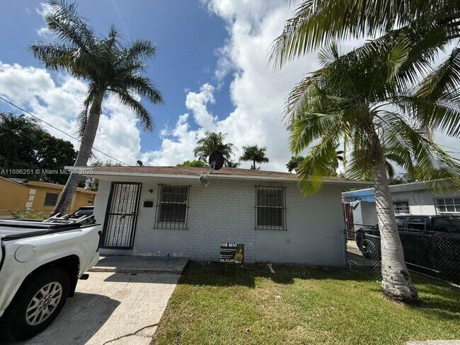 Primary Photo - 8276 NW 1st Pl