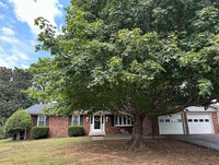 Building Photo - 1721 Erin Way