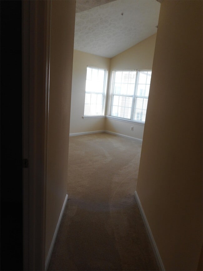 Building Photo - 104 Bayland Dr