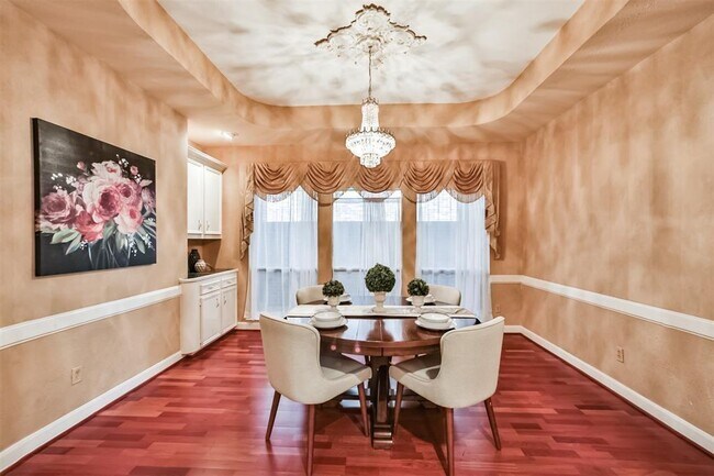 Building Photo - 16 Kelliwood Ct Cir
