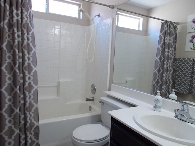 Building Photo - Comfort & Space in a Furnished Home