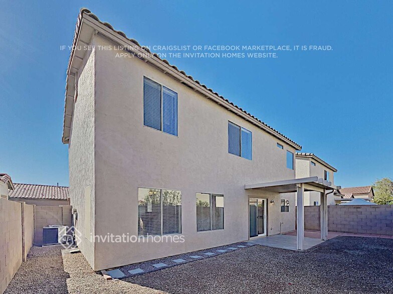 Building Photo - 2554 E Indian Wells Pl