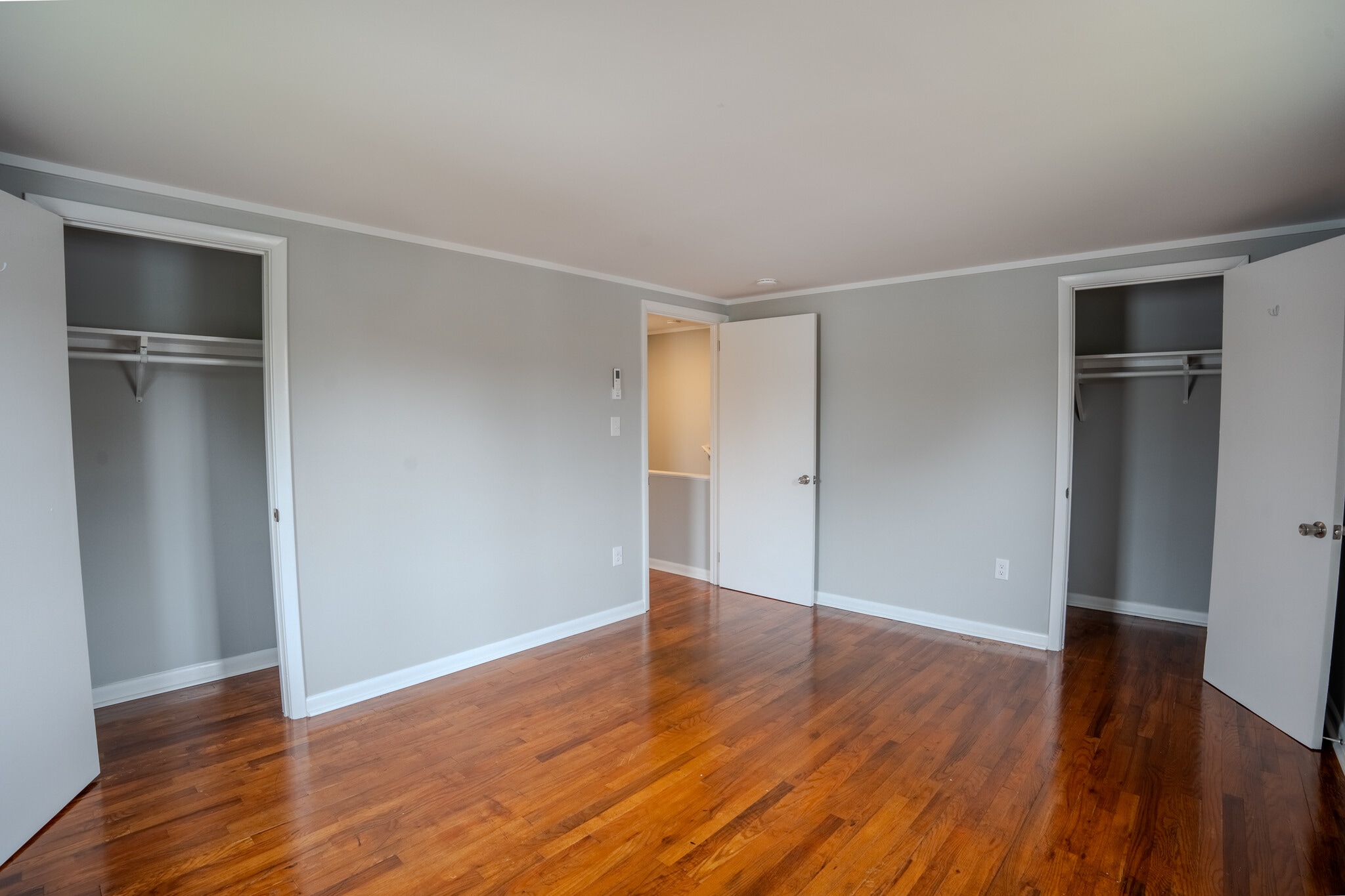 Building Photo - 152 Calvert St