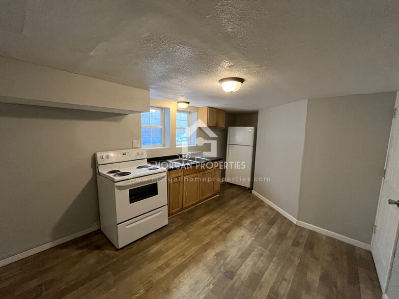 Building Photo - 1807 Meridian St