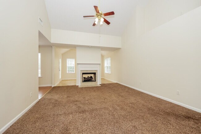 Building Photo - 294 Davids Way