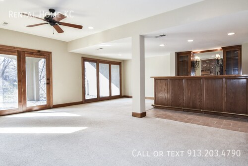 Building Photo - 11956 Farley-