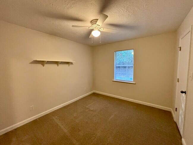 Building Photo - 4391 Ridge Valley Dr