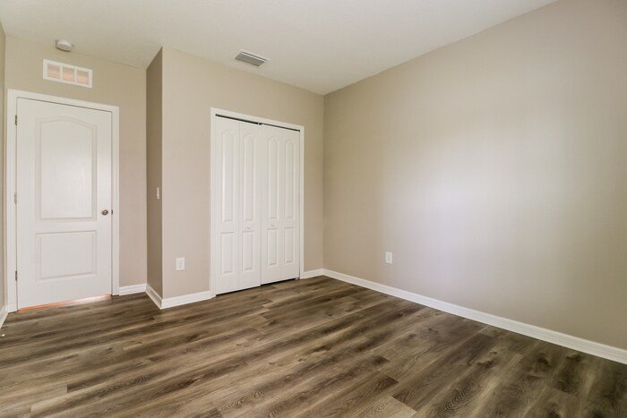Building Photo - 18523 Hunters Meadow Walk