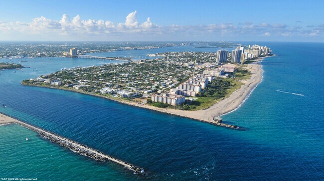 Building Photo - 5310 N Ocean Dr
