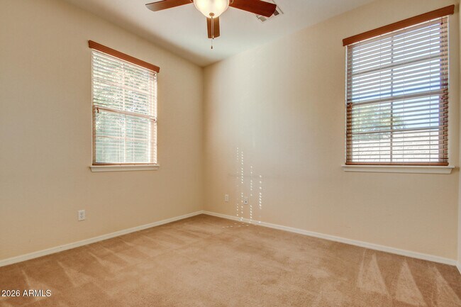 Building Photo - 21158 W Sycamore Dr