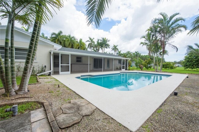 Building Photo - 18370 SW 292nd St