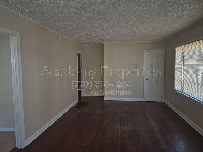 Building Photo - 2190 Jernigan Dr SE