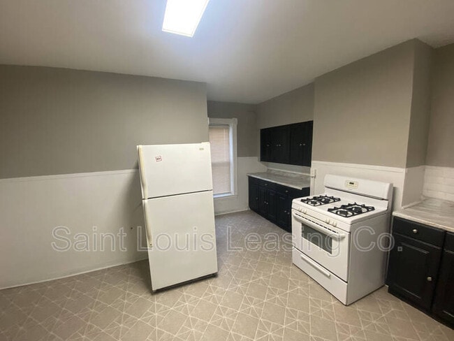 Building Photo - 6163 Gambleton Pl