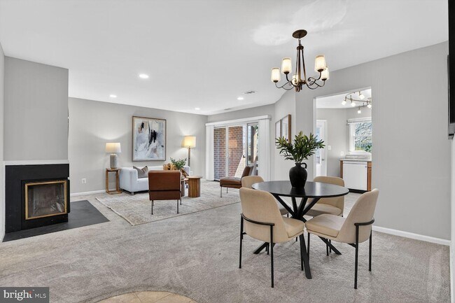 Building Photo - 11116 Beaver Trail Ct