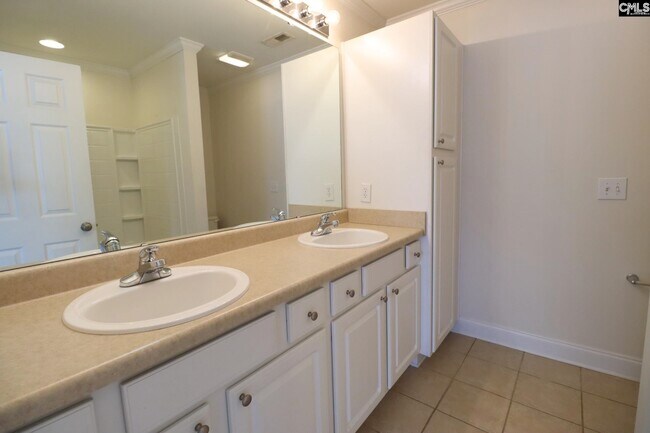 Building Photo - 15 Braiden Manor Rd